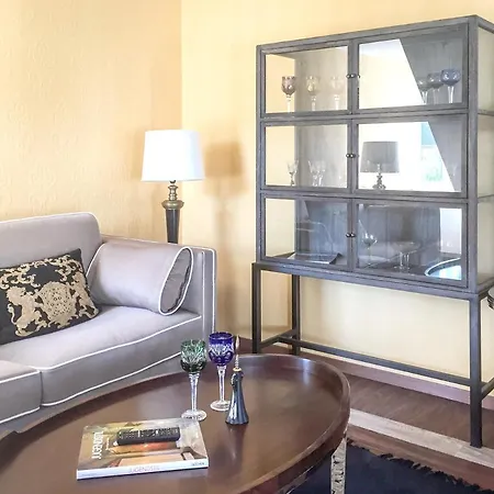 With 2 Bedrooms In Meissen, With Wonderful City View And Wifi